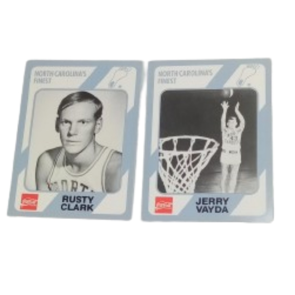 Lot of 2 NBA Cards 1989